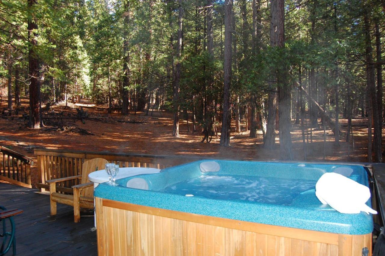 Bear Crossing Wawona Exterior foto